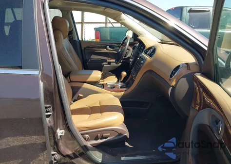 2017 Buick Enclave Premium z USA, uszkodzony, nr VIN 5GAKRCKD2HJ112578